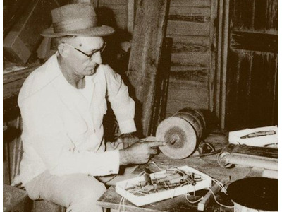 Clarence Faulk